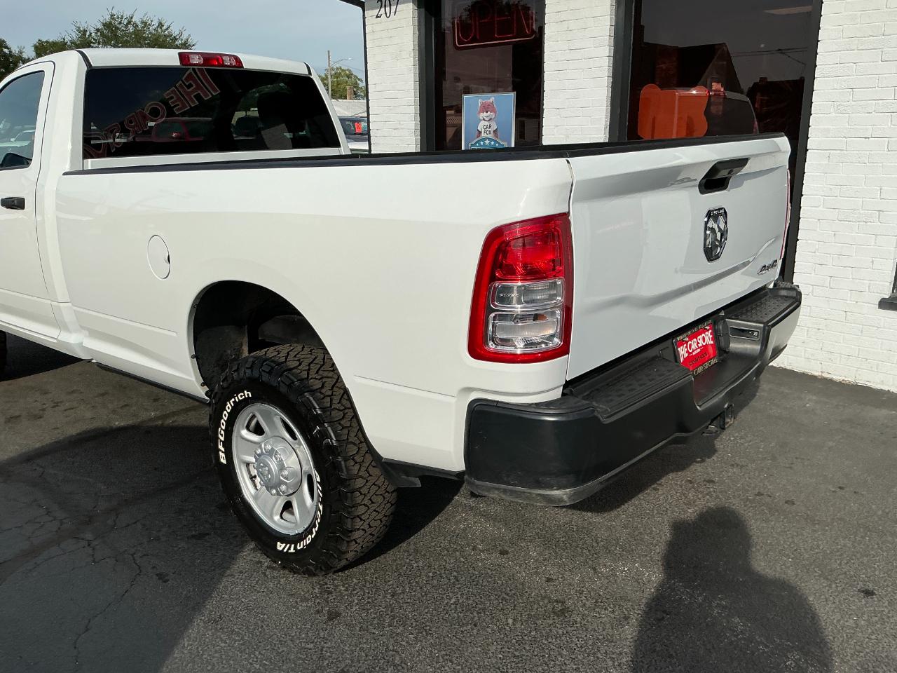 RAM 2500 Tradesman 4x4 Reg Cab 8' Box 2022