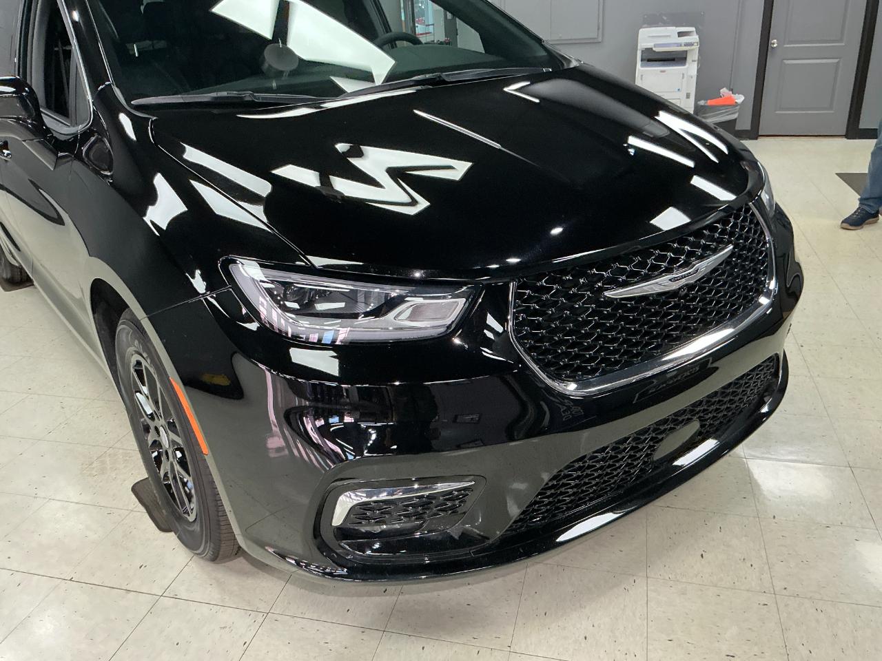 Chrysler Pacifica Select FWD 2026