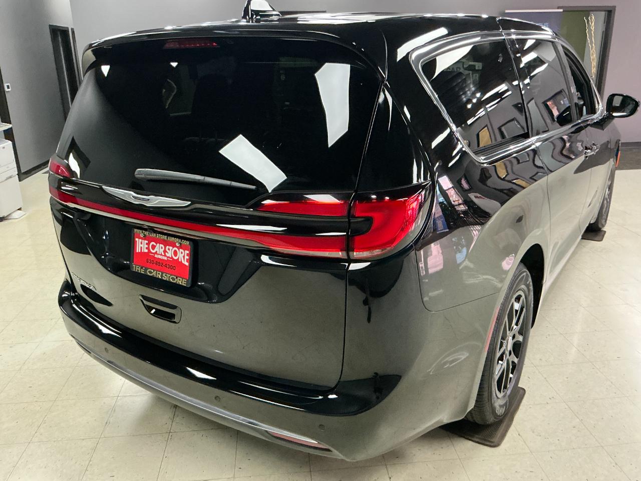 Chrysler Pacifica Select FWD 2026