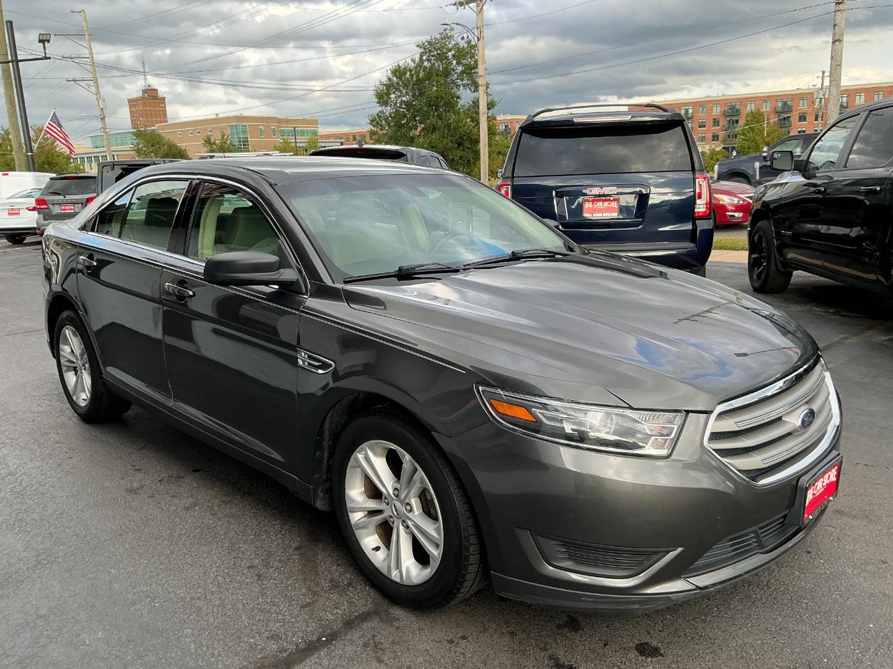 Ford Taurus SE FWD 2017