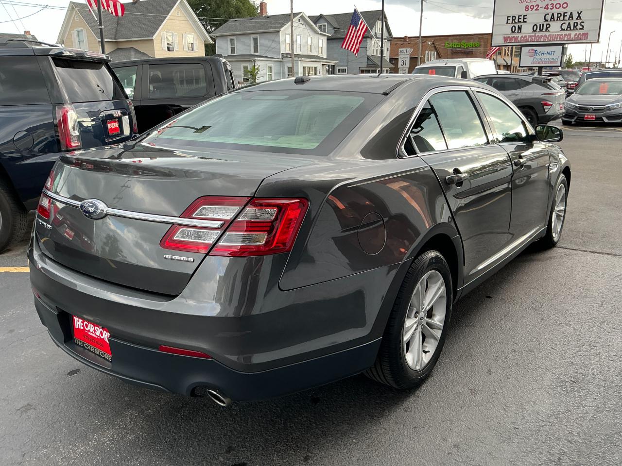 Ford Taurus SE FWD 2017