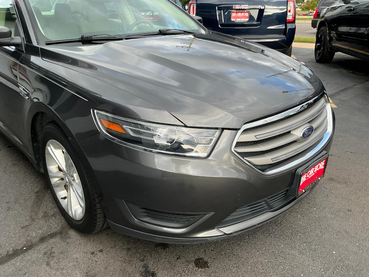 Ford Taurus SE FWD 2017