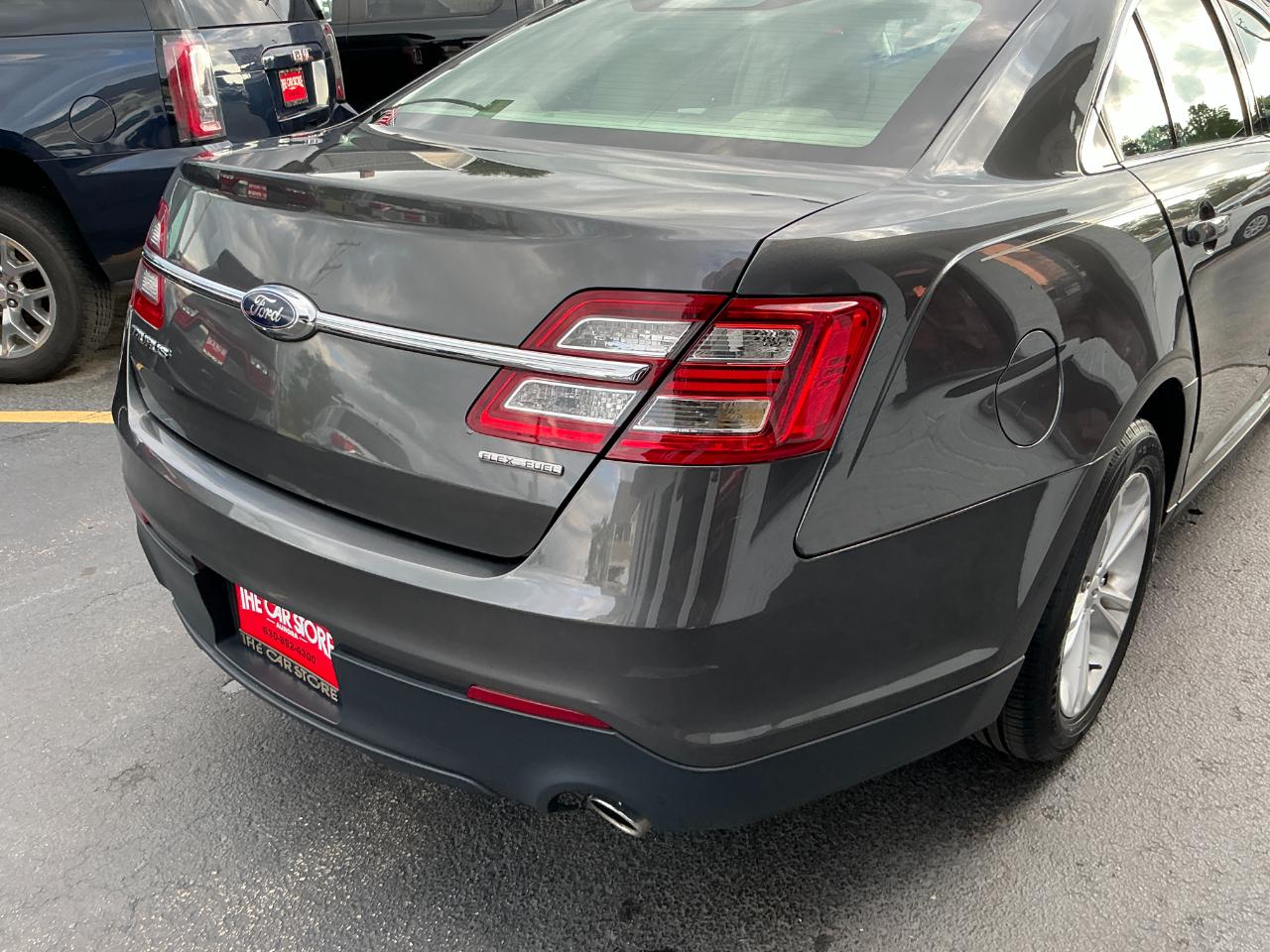 Ford Taurus SE FWD 2017