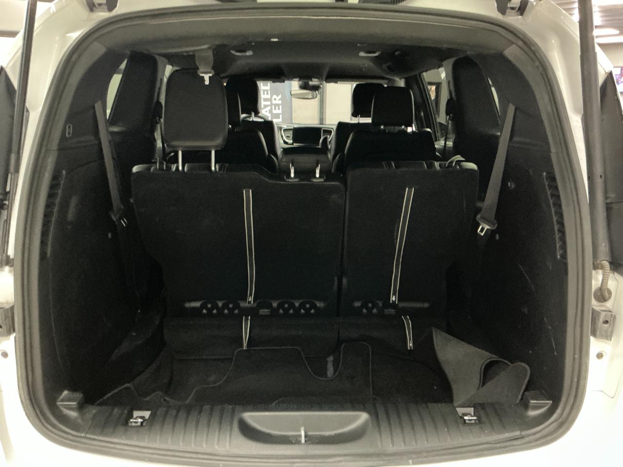 Chrysler Pacifica Select FWD 2025