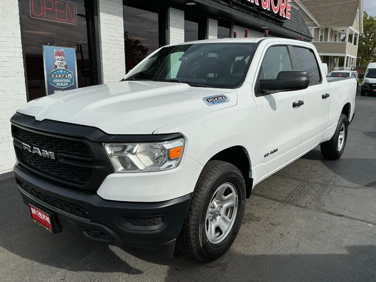 RAM 1500 Tradesman 4x4 Crew Cab 6'4" Box 2022