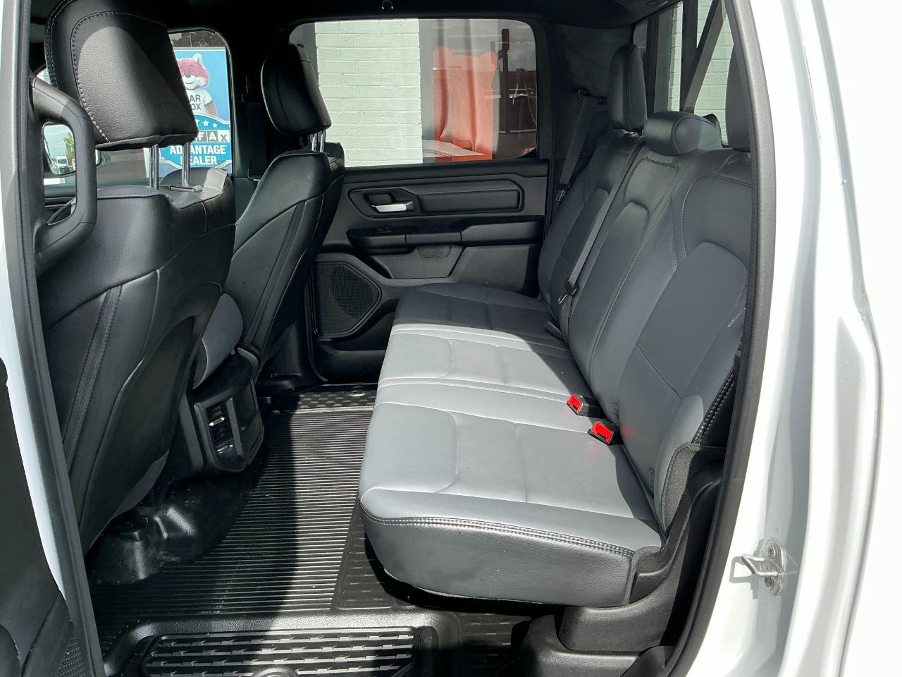 RAM 1500 Tradesman 4x4 Crew Cab 6'4" Box 2022