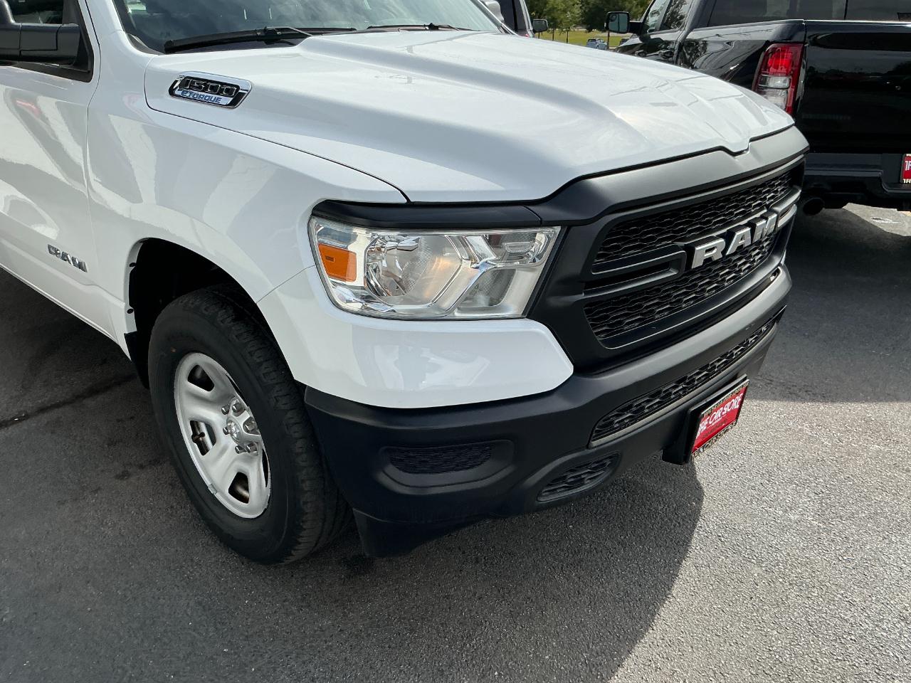 RAM 1500 Tradesman 4x4 Crew Cab 6'4" Box 2022