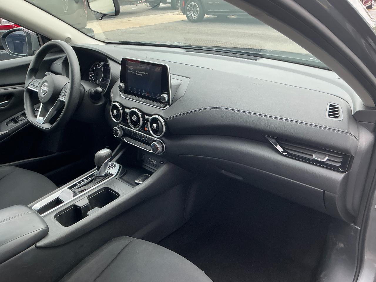 Nissan Sentra SV CVT 2025