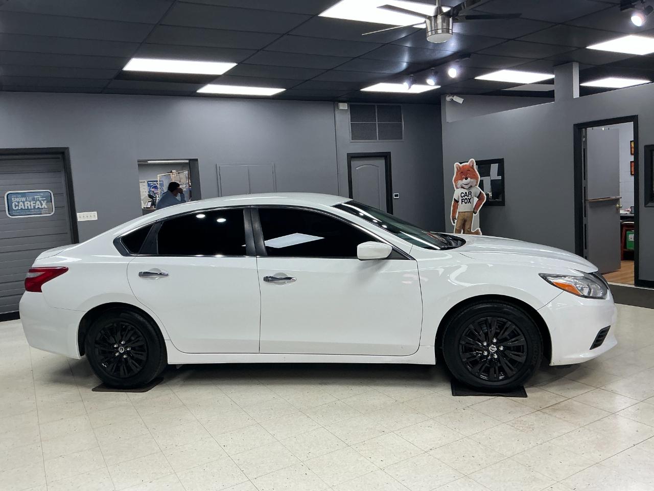 Nissan Altima 2.5 S Sedan 2017