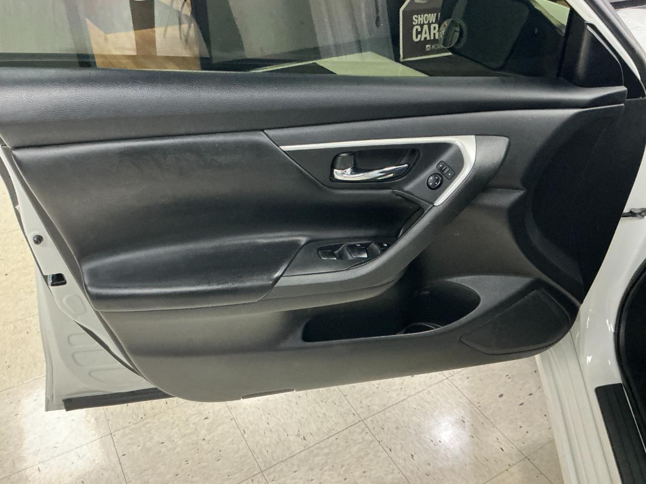 Nissan Altima 2.5 S Sedan 2017