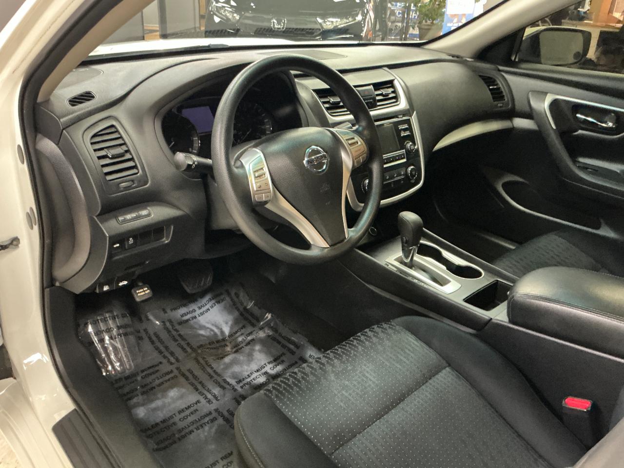 Nissan Altima 2.5 S Sedan 2017