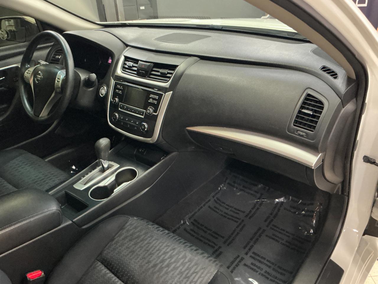 Nissan Altima 2.5 S Sedan 2017