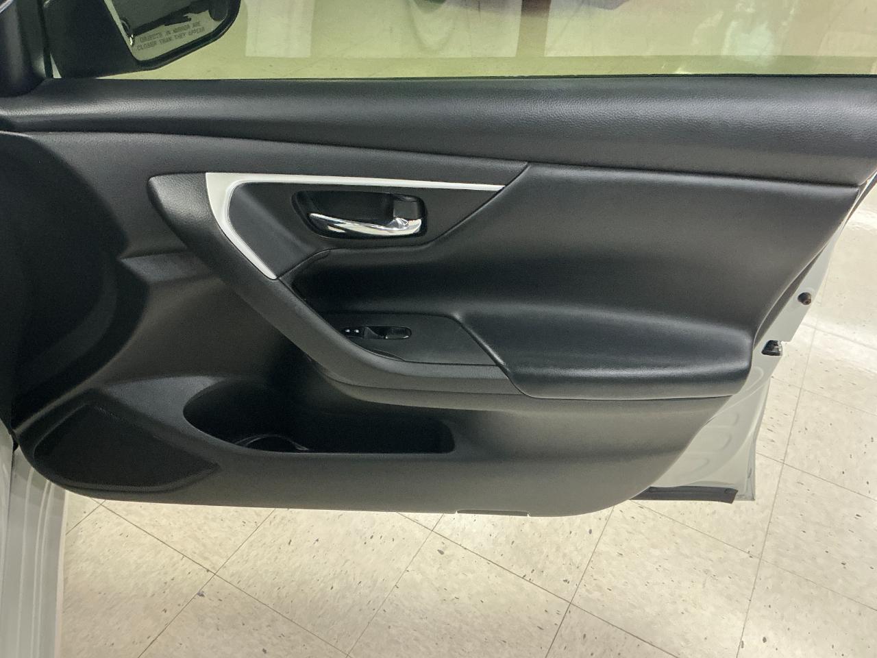 Nissan Altima 2.5 S Sedan 2017