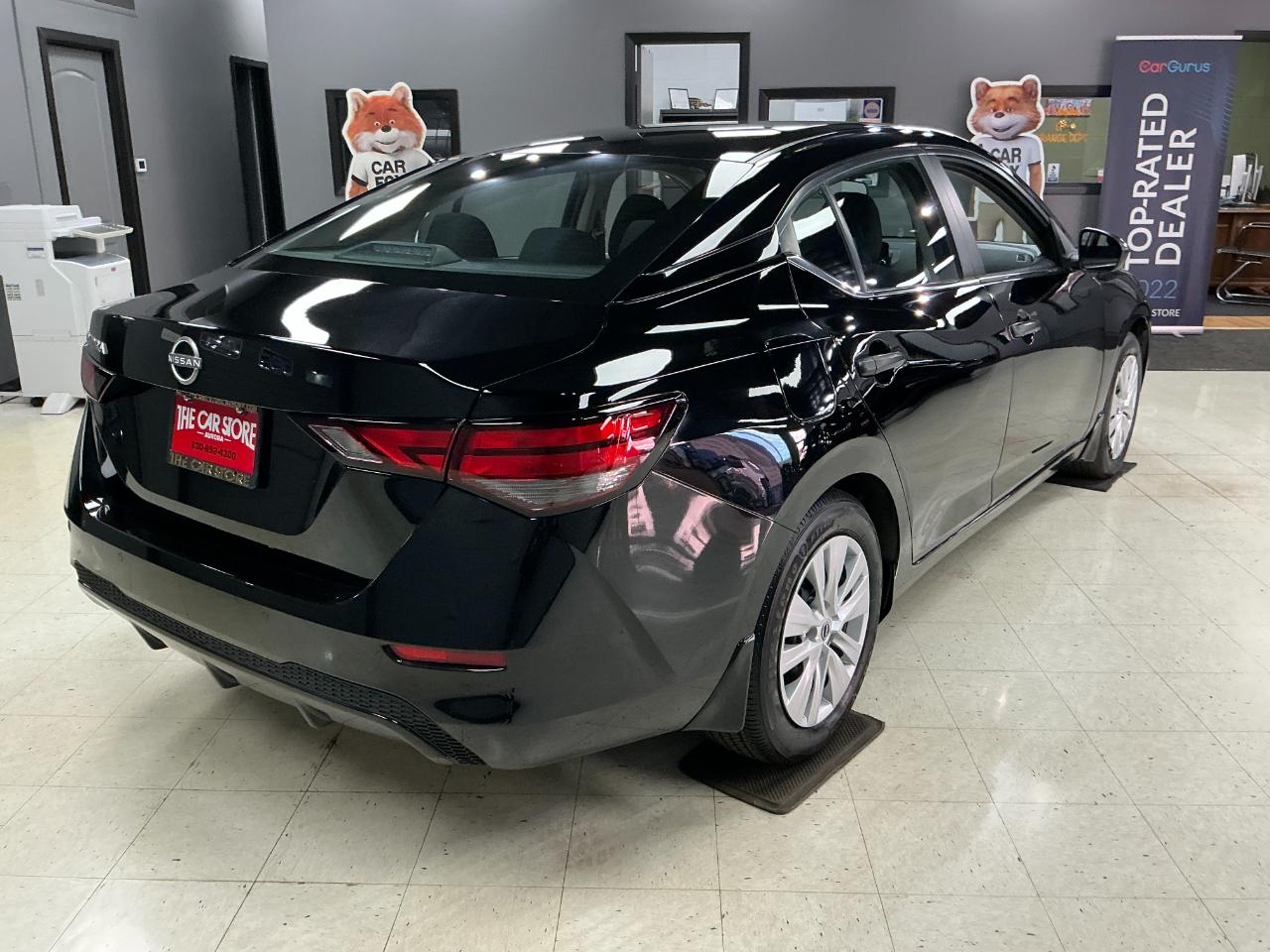 Nissan Sentra S CVT 2025