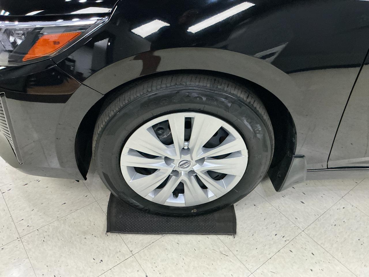Nissan Sentra S CVT 2025