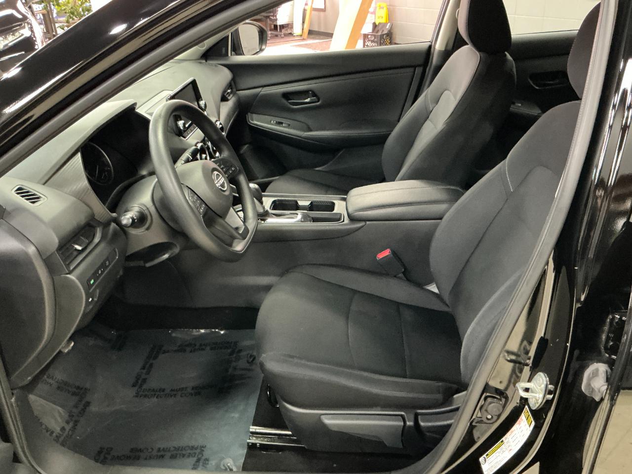 Nissan Sentra S CVT 2025