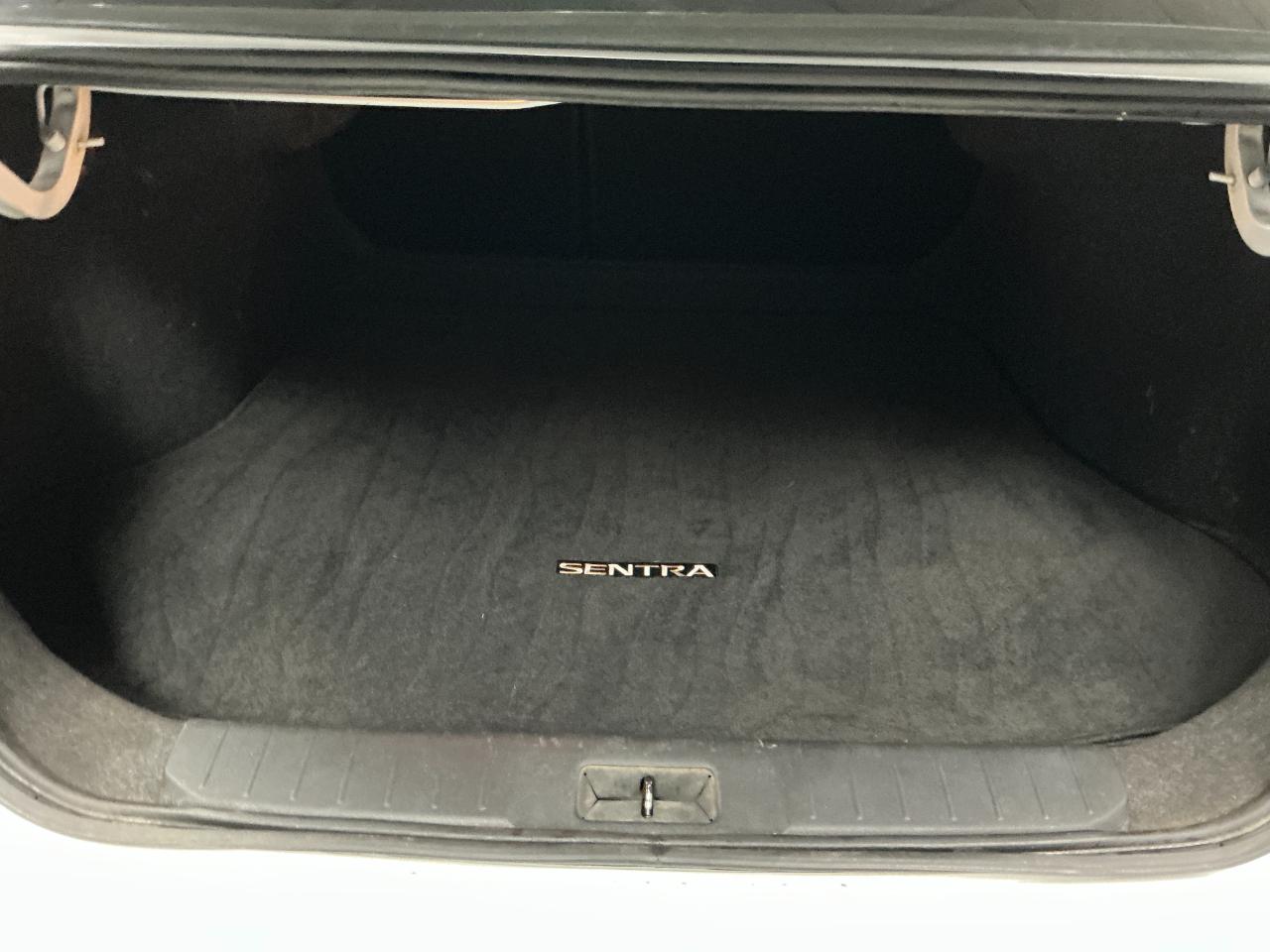 Nissan Sentra SV CVT 2024
