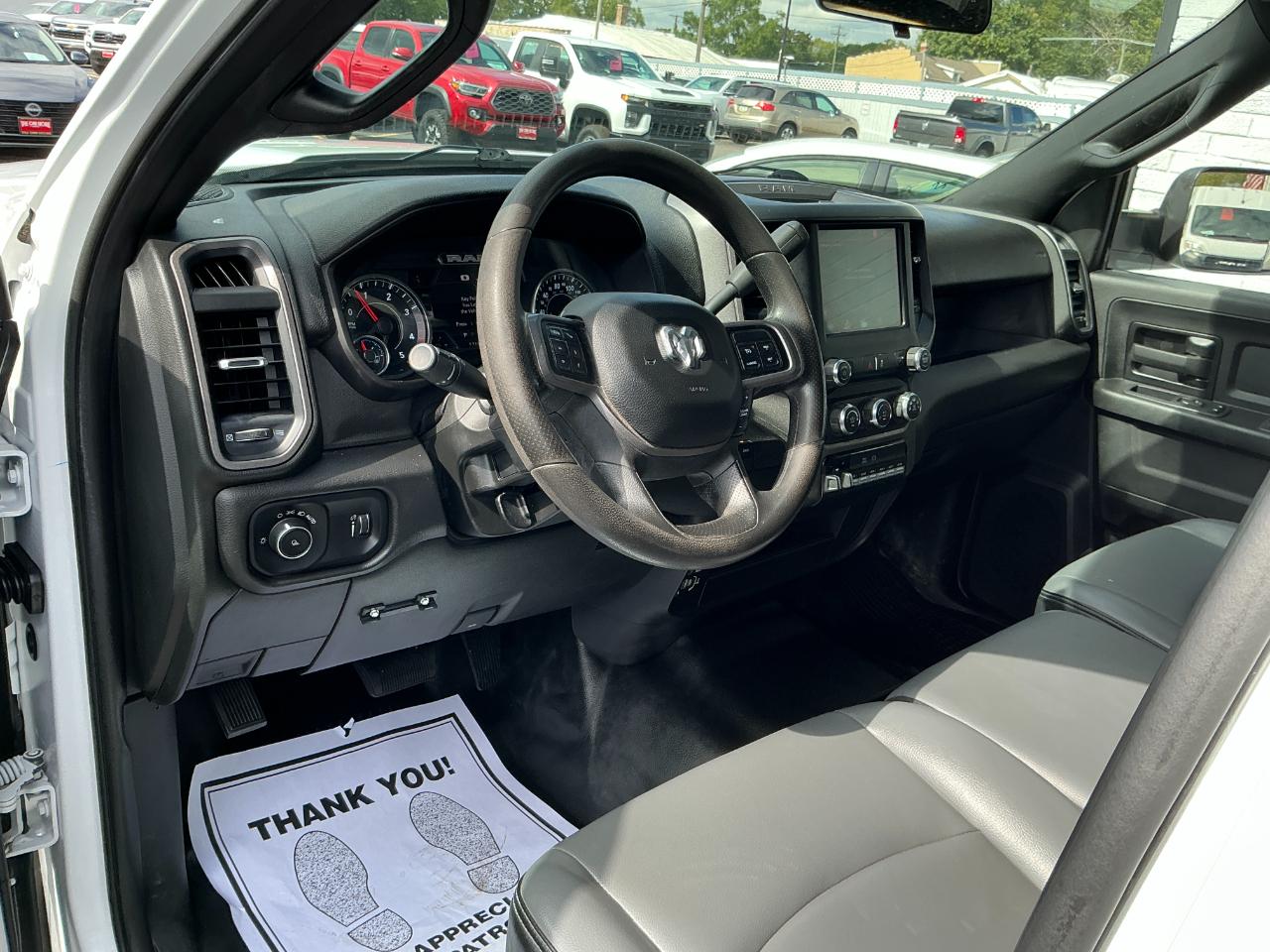 RAM 2500 Tradesman 4x4 Crew Cab 8' Box 2022