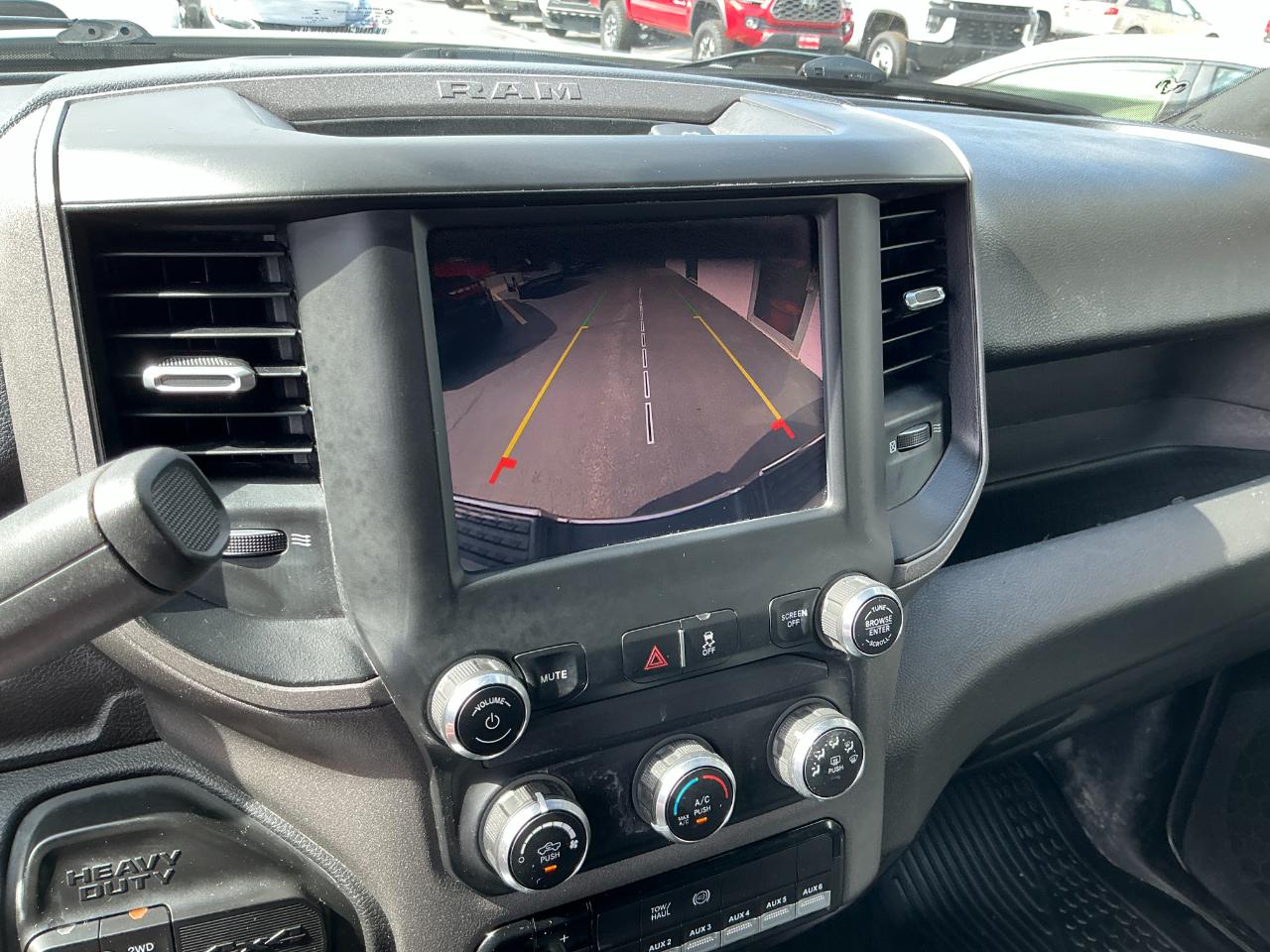 RAM 2500 Tradesman 4x4 Crew Cab 8' Box 2022