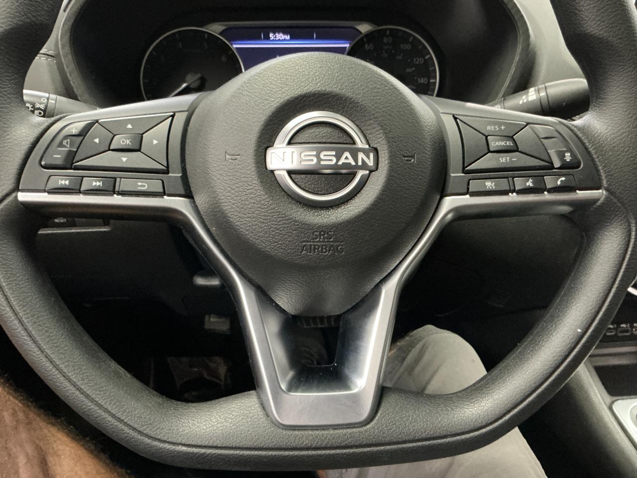 Nissan Sentra SV CVT 2025