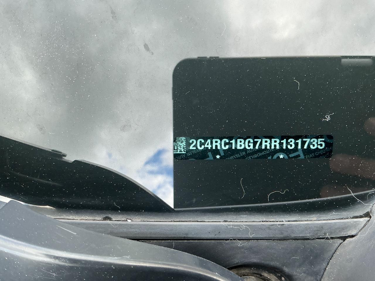 Chrysler Pacifica Touring L FWD 2024
