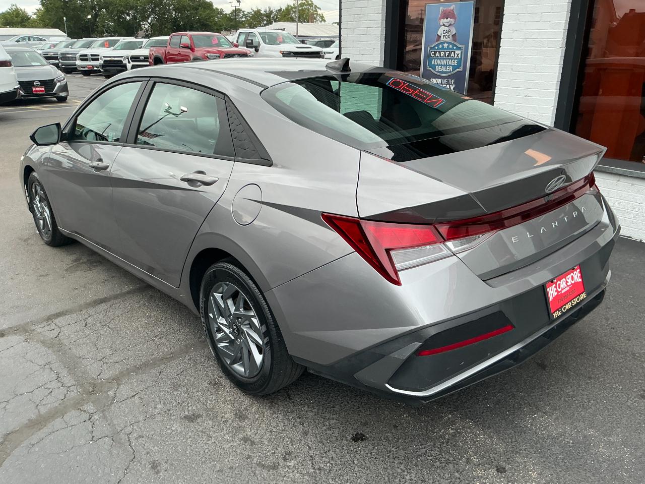 Hyundai Elantra SEL IVT 2024