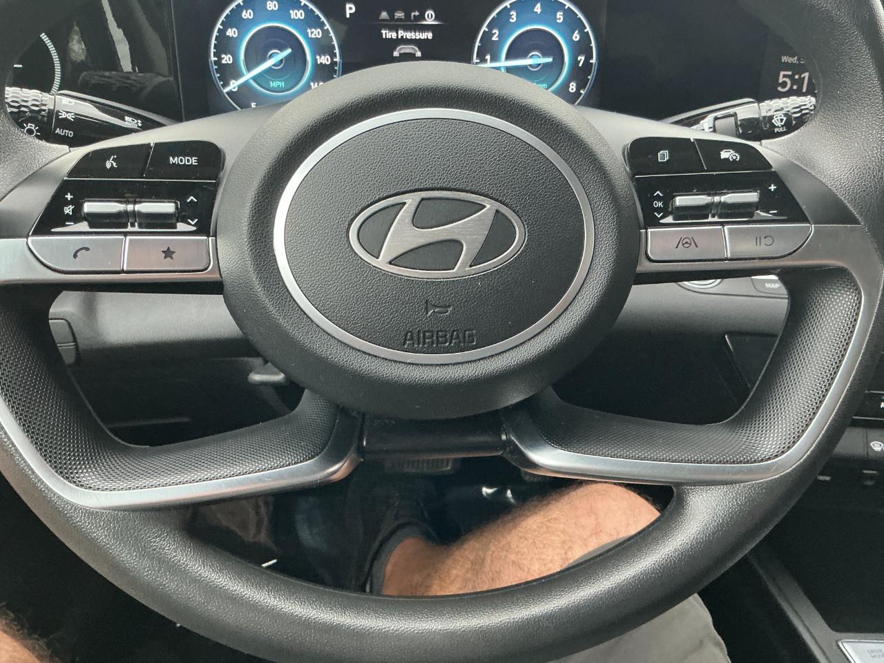 Hyundai Elantra SEL IVT 2024