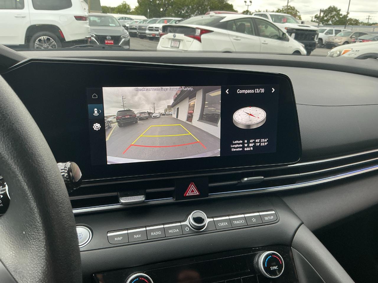 Hyundai Elantra SEL IVT 2024