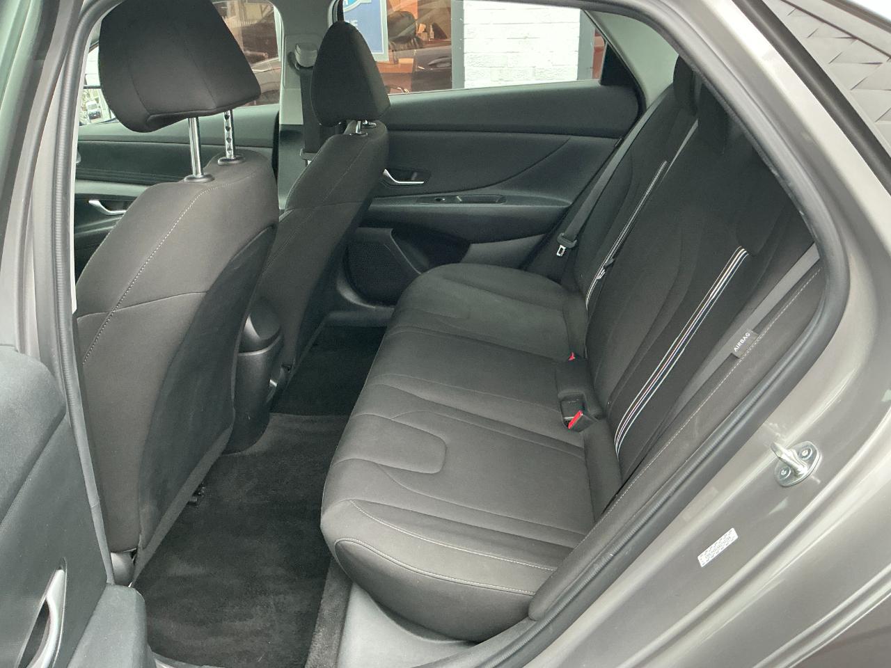Hyundai Elantra SEL IVT 2024