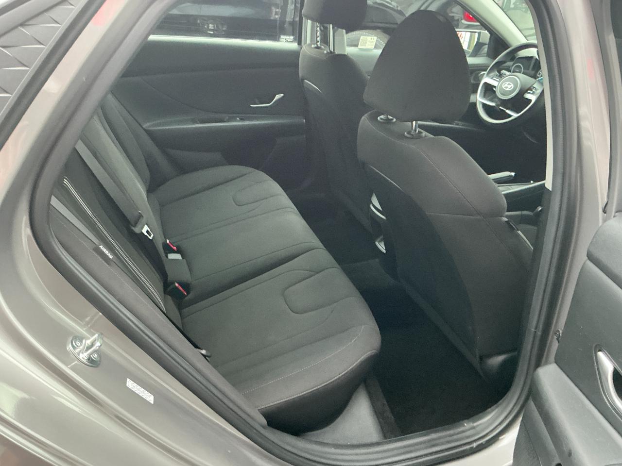 Hyundai Elantra SEL IVT 2024
