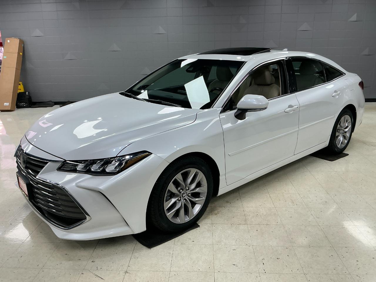 Toyota Avalon XLE (Natl) 2019