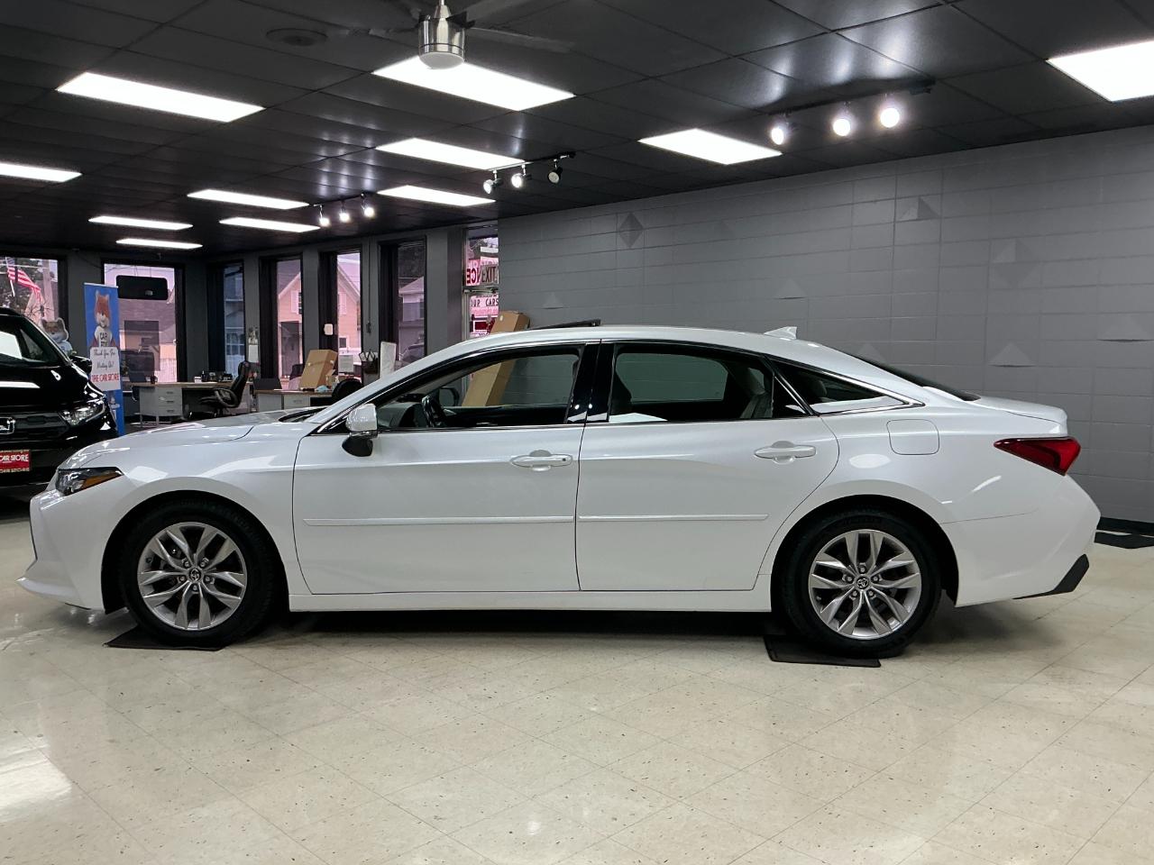 Toyota Avalon XLE (Natl) 2019