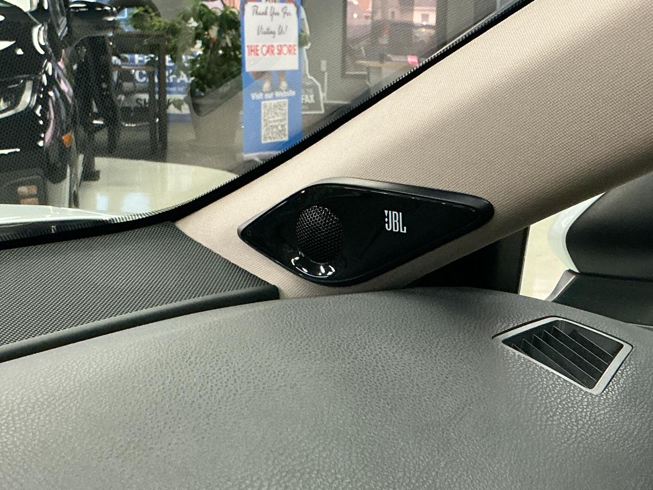 Toyota Avalon XLE (Natl) 2019