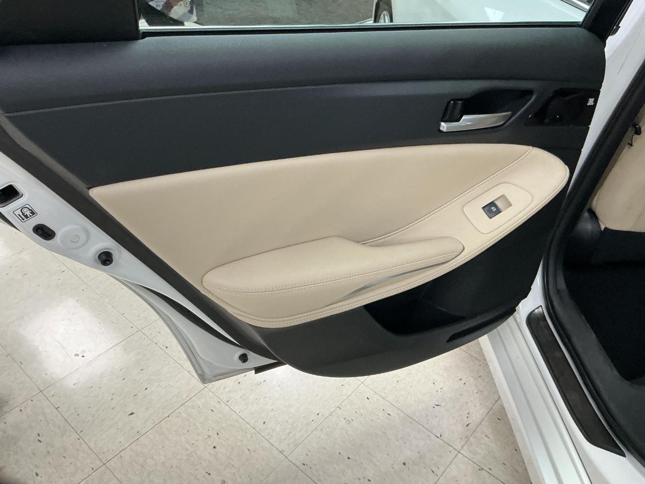 Toyota Avalon XLE (Natl) 2019