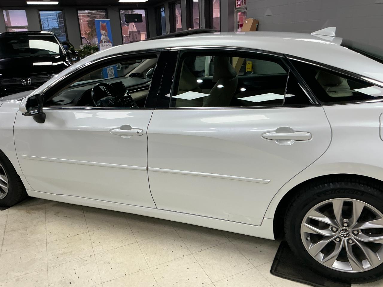 Toyota Avalon XLE (Natl) 2019