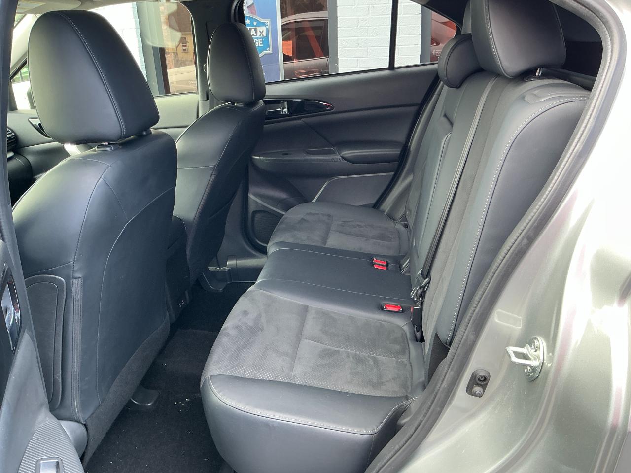 Mitsubishi Eclipse Cross Black Edition S-AWC 2025
