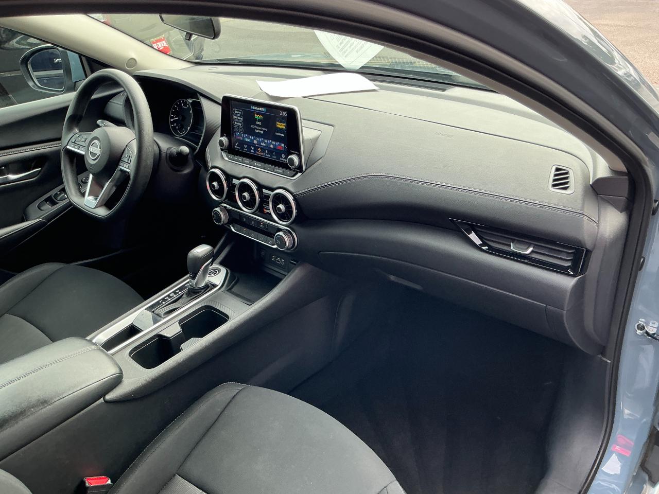 Nissan Sentra SV CVT 2024