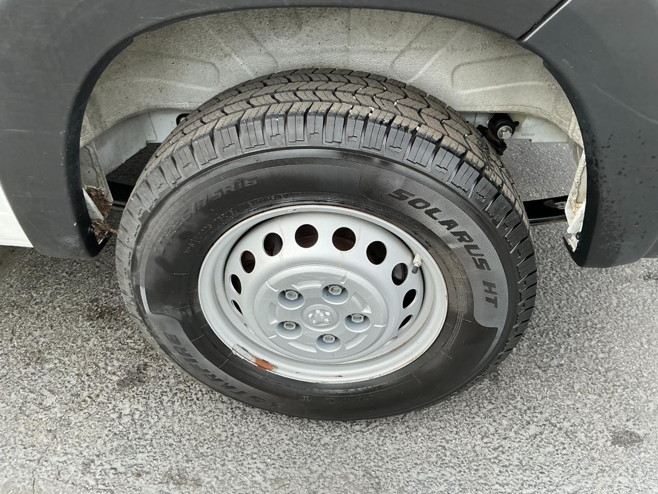 RAM ProMaster Cargo Van Tradesman 2500 Low Roof 136" WB w/Pass Seat 2025