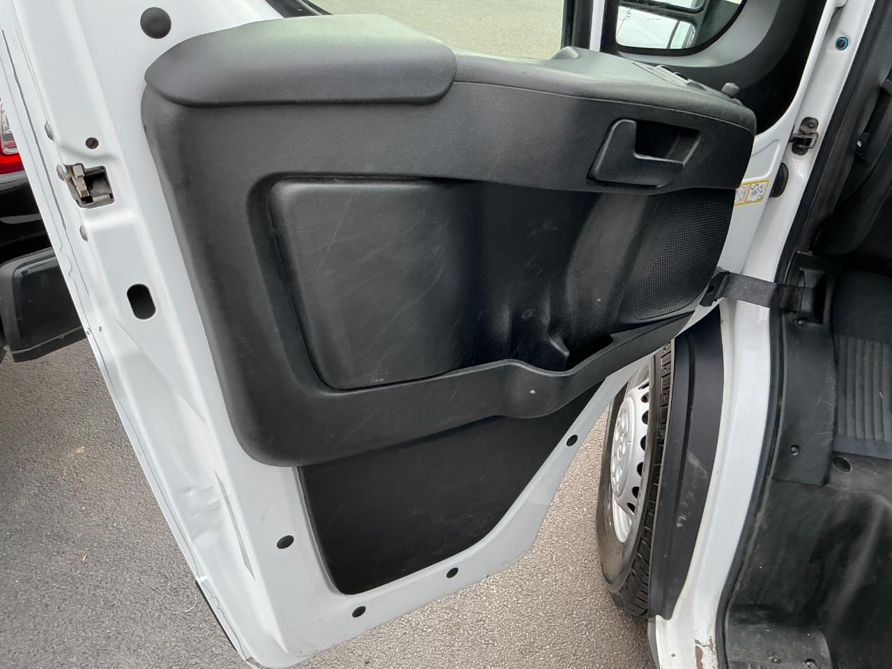 RAM ProMaster Cargo Van Tradesman 2500 Low Roof 136" WB w/Pass Seat 2025