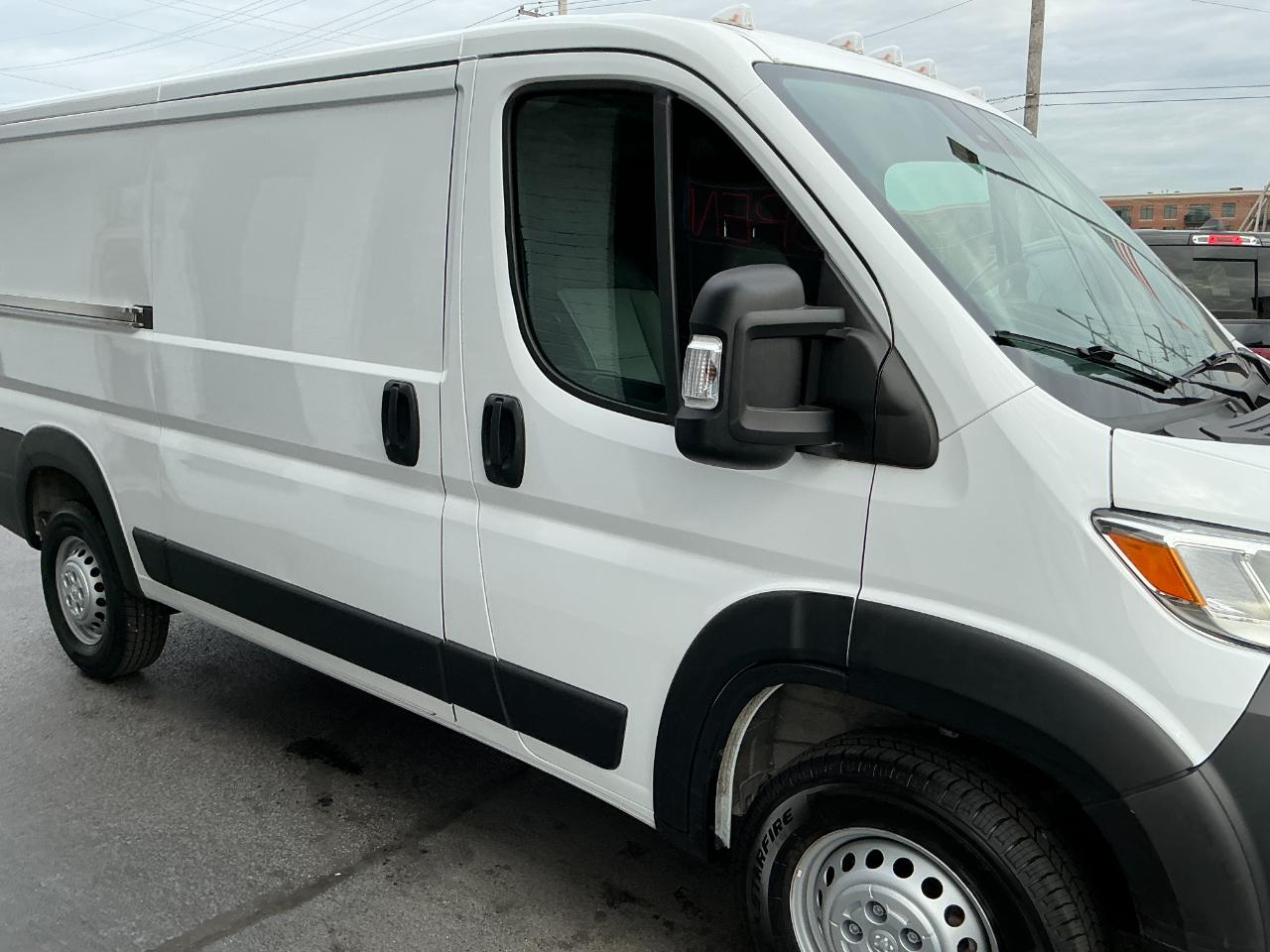 RAM ProMaster Cargo Van Tradesman 2500 Low Roof 136" WB w/Pass Seat 2025