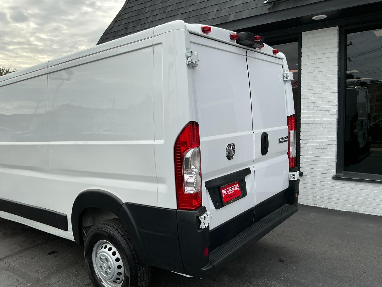 RAM ProMaster Cargo Van Tradesman 2500 Low Roof 136" WB w/Pass Seat 2025