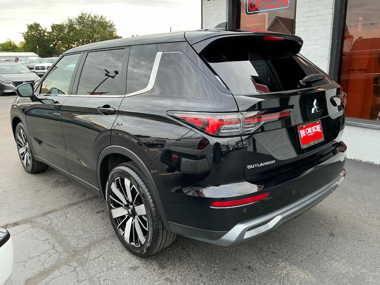 Mitsubishi Outlander SE FWD 2026