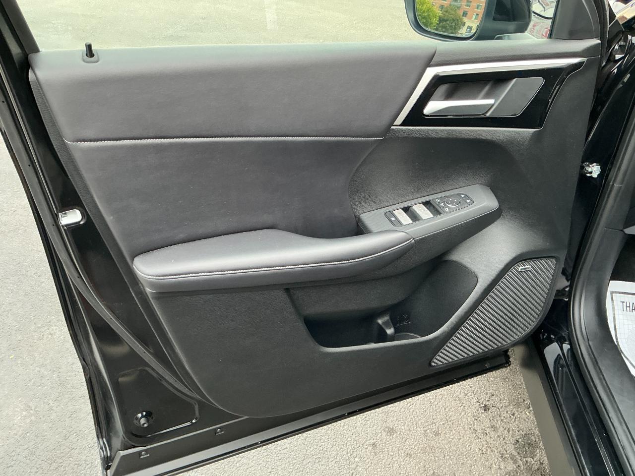 Mitsubishi Outlander SE FWD 2026