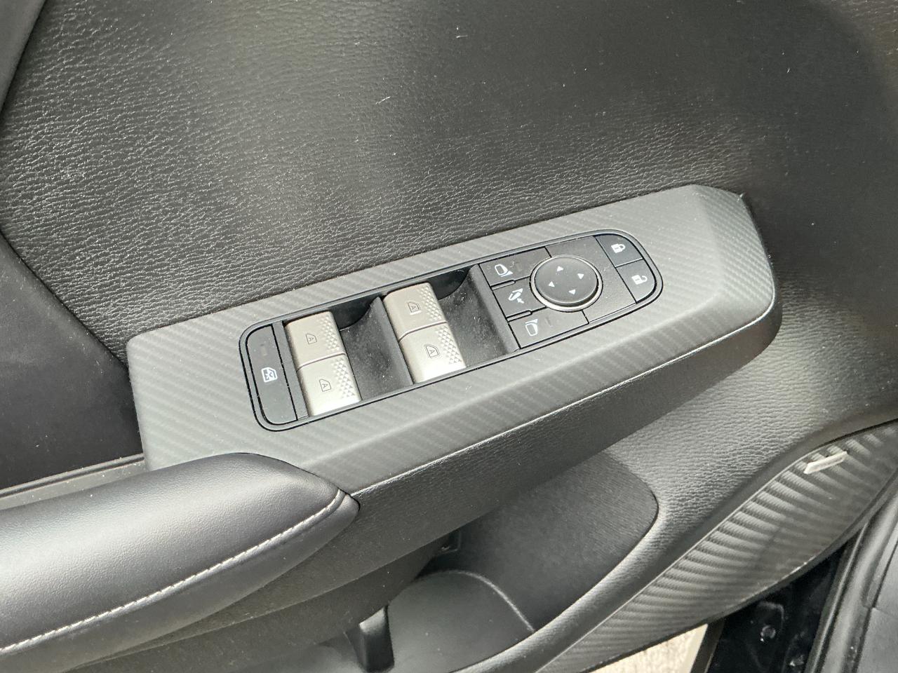 Mitsubishi Outlander SE FWD 2026