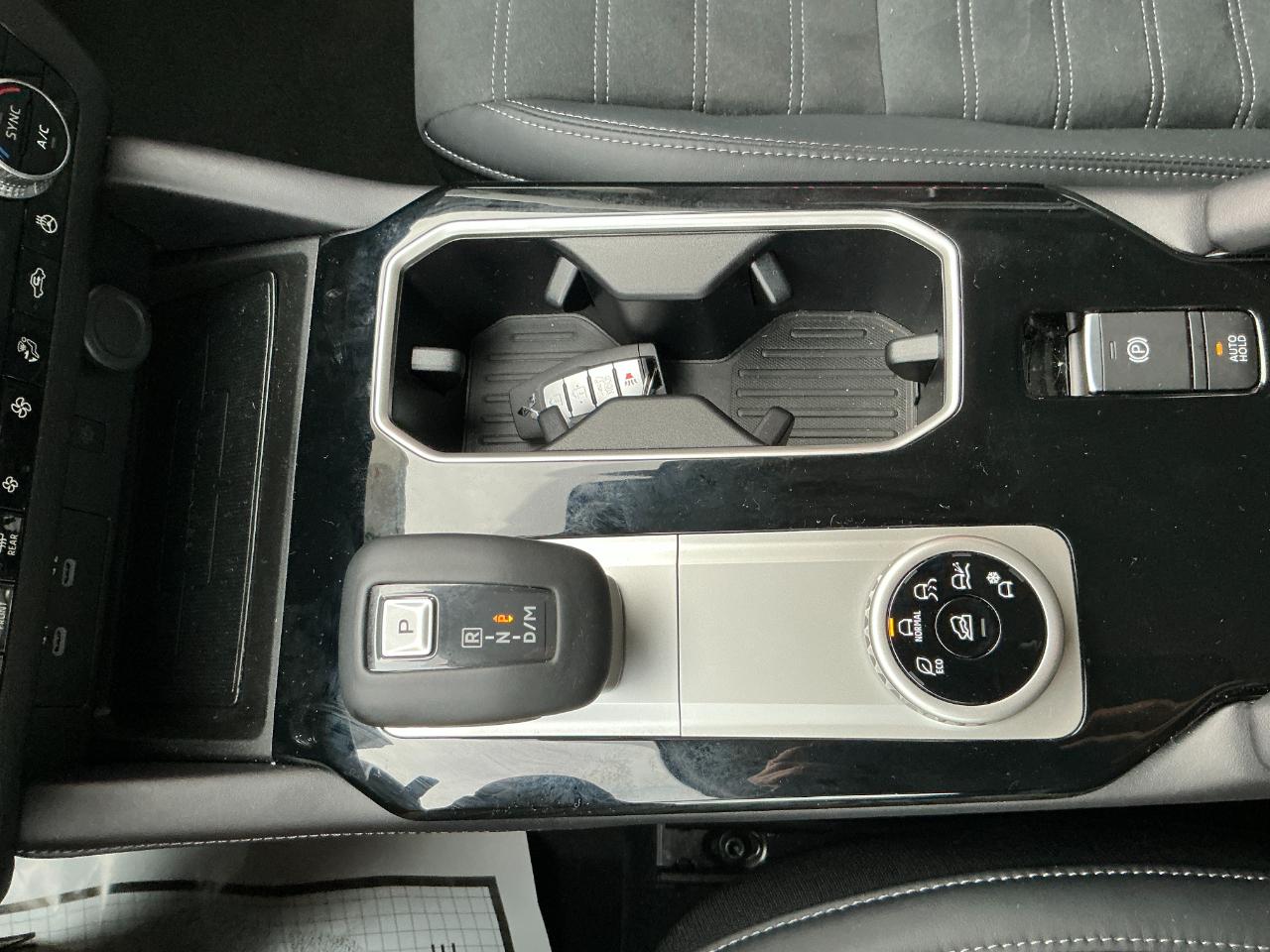 Mitsubishi Outlander SE FWD 2026