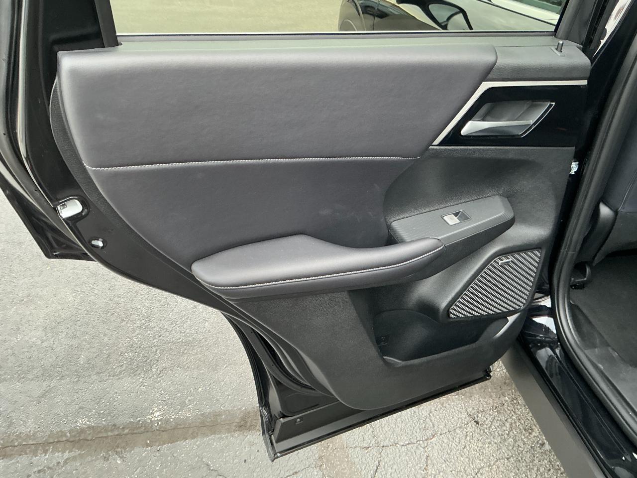 Mitsubishi Outlander SE FWD 2026