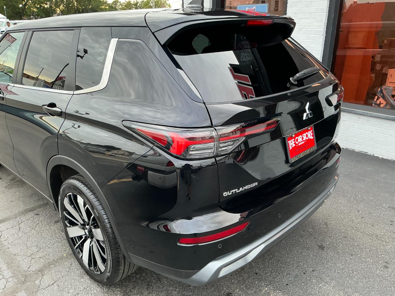 Mitsubishi Outlander SE FWD 2026