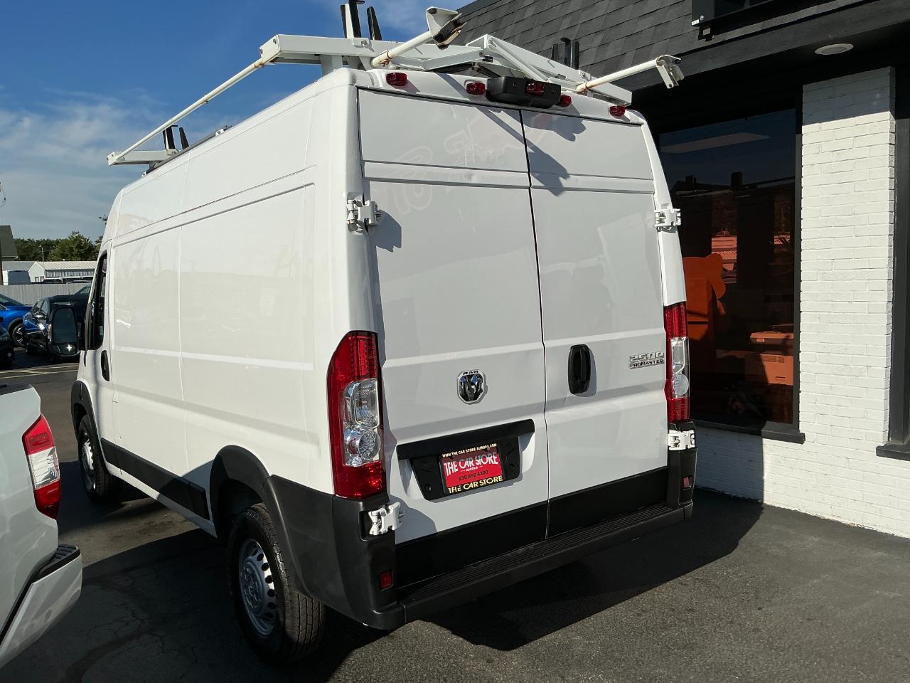 RAM ProMaster Cargo Van Tradesman 2500 High Roof 136" WB w/Pass Seat 2024