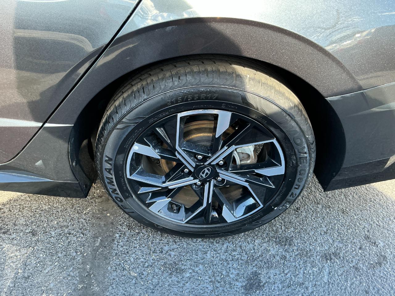 Hyundai Sonata SEL FWD 2025