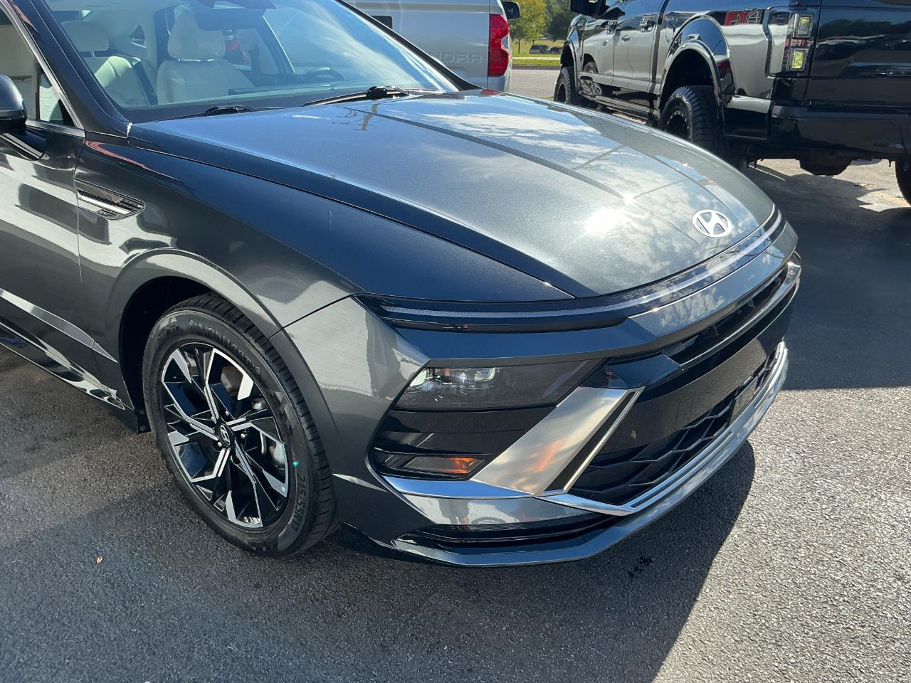 Hyundai Sonata SEL FWD 2025